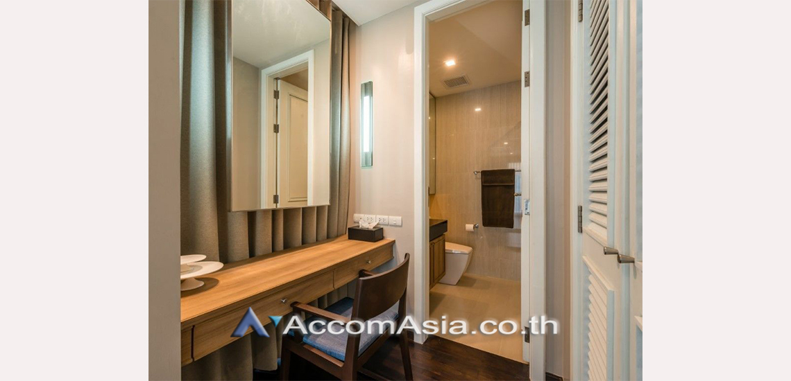 10  2 br Apartment for rent and sale in Ploenchit ,Bangkok BTS Ploenchit at Step to Lumpini Park AA30264