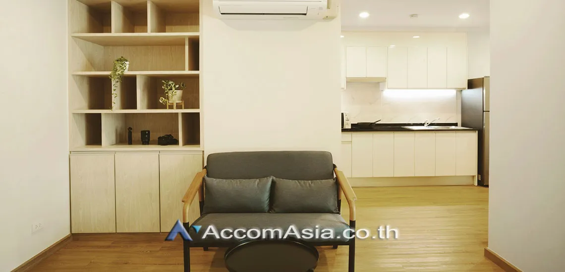 unit 1 Bedroom  Apartment For Rent in Sukhumvit, Bangkok  near BTS Ekkamai (AA30319)
