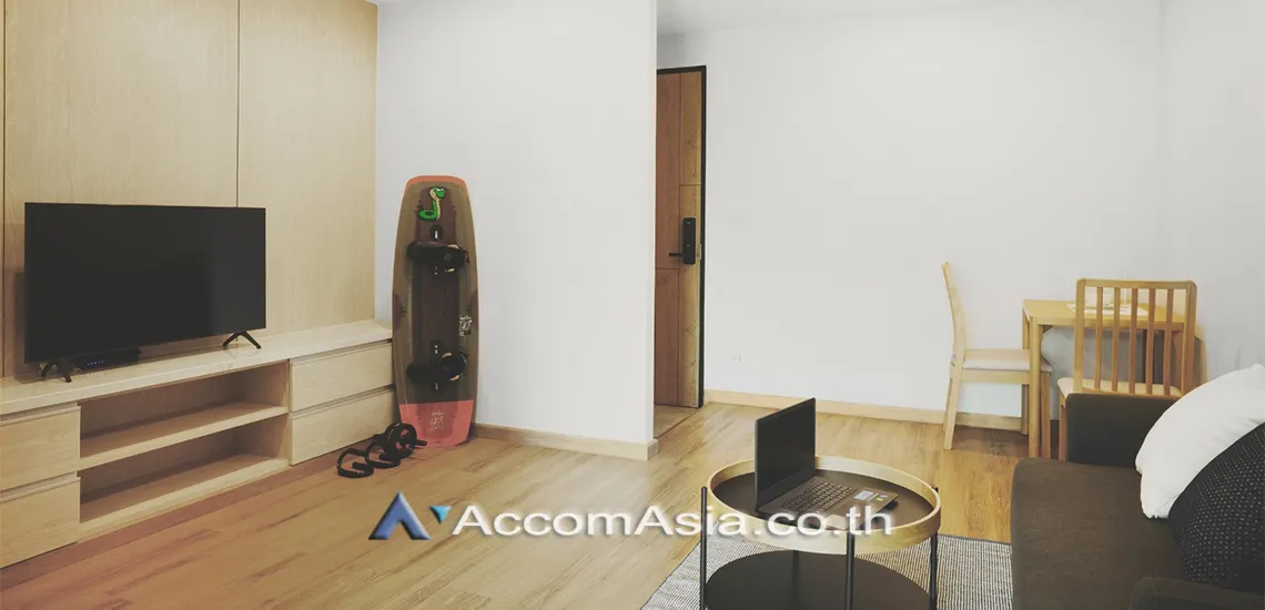 unit 1 Bedroom  Apartment For Rent in Sukhumvit, Bangkok  near BTS Ekkamai (AA30323)