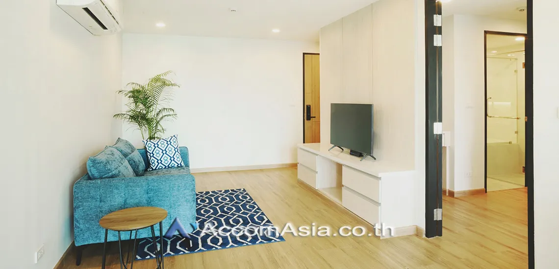 unit 1 Bedroom  Apartment For Rent in Sukhumvit, Bangkok  near BTS Ekkamai (AA30324)