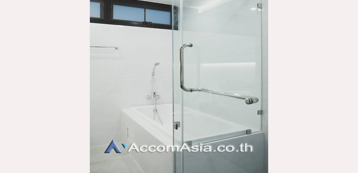 8  1 br Apartment For Rent in Sukhumvit ,Bangkok BTS Ekkamai at Nice Residence AA30324