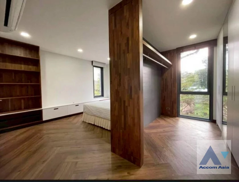 11  2 br Apartment for rent and sale in Sukhumvit ,Bangkok BTS Phrom Phong at Modern Apartment AA30333