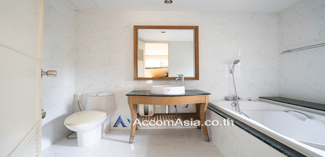 6  2 br Condominium For Rent in Sukhumvit ,Bangkok BTS Ekkamai at The Bangkok Sukhumvit 61 AA30336