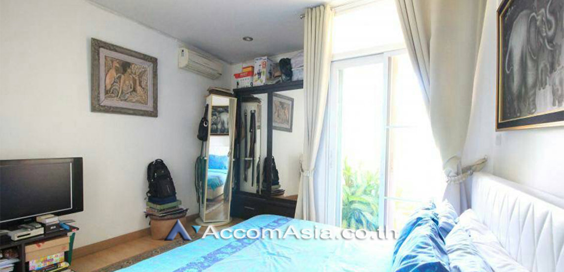 9  2 br House For Sale in Sukhumvit ,Bangkok BTS Ekkamai AA30337