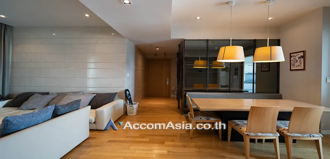 unit 3 Bedrooms  Condominium For Rent in Sukhumvit, Bangkok  near MRT Sukhumvit - BTS Asok (AA30347)