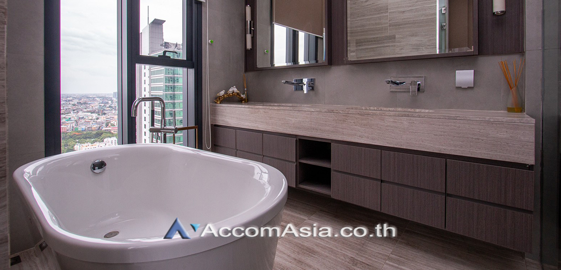 16  3 br Condominium for rent and sale in Silom ,Bangkok BTS Surasak at The Diplomat Sathorn AA30389
