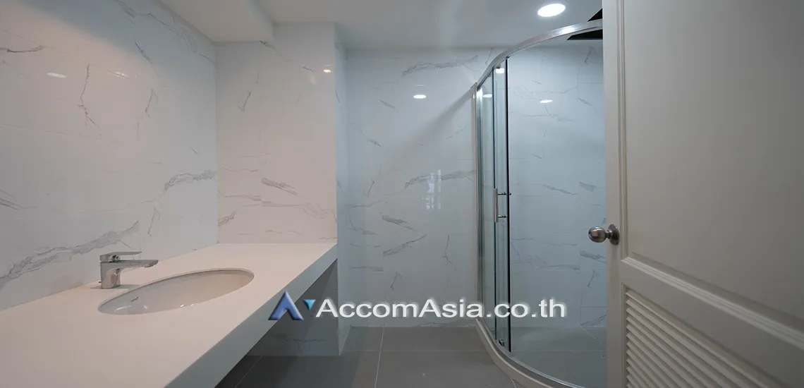 7  2 br Condominium for rent and sale in Sukhumvit ,Bangkok BTS Phrom Phong at Royal Castle Sukhumvit 39 AA30398