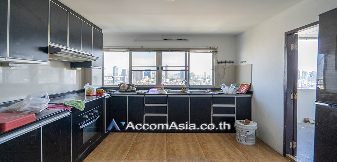 5  3 br Condominium for rent and sale in Sukhumvit ,Bangkok BTS Phrom Phong at Regent On The Park 3 AA30399