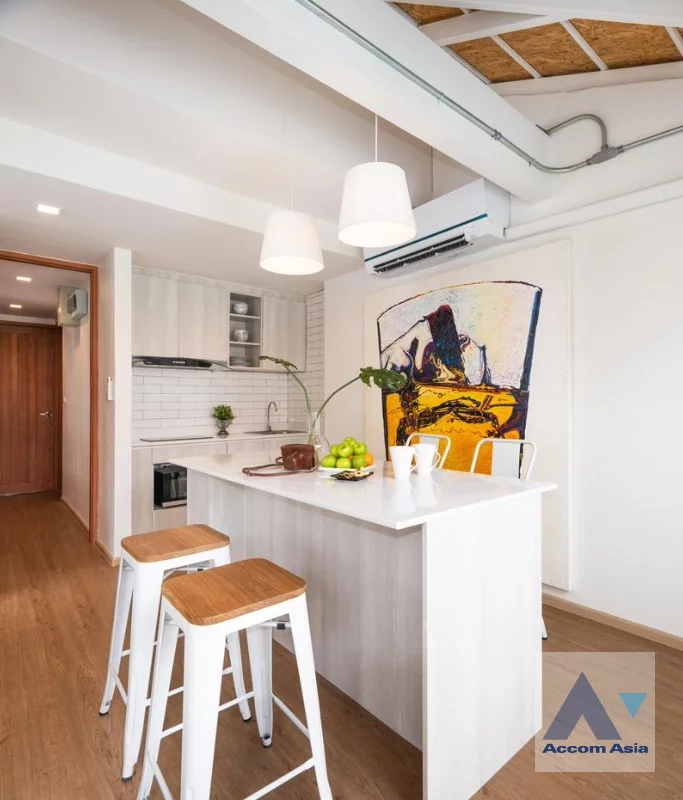  1  5 br House for rent and sale in Sukhumvit ,Bangkok BTS Ekkamai AA30419