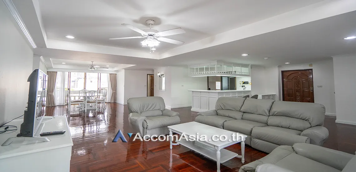 unit 3 Bedrooms  Apartment For Rent in Sukhumvit, Bangkok  near BTS Thong Lo (AA30422)