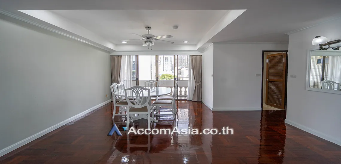 unit 3 Bedrooms  Apartment For Rent in Sukhumvit, Bangkok  near BTS Thong Lo (AA30422)