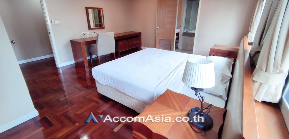 8  2 br Apartment For Rent in Sathorn ,Bangkok MRT Khlong Toei at Low rise Building AA30436