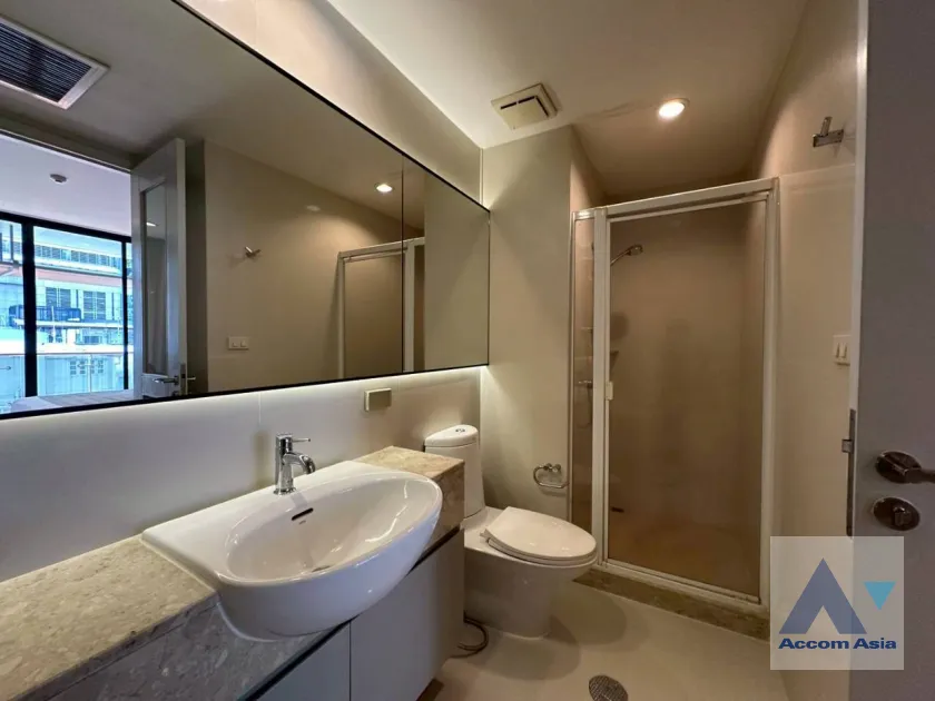 14  1 br Apartment for rent and sale in Ploenchit ,Bangkok BTS Ploenchit at Set on Landscape Court Yard AA30472