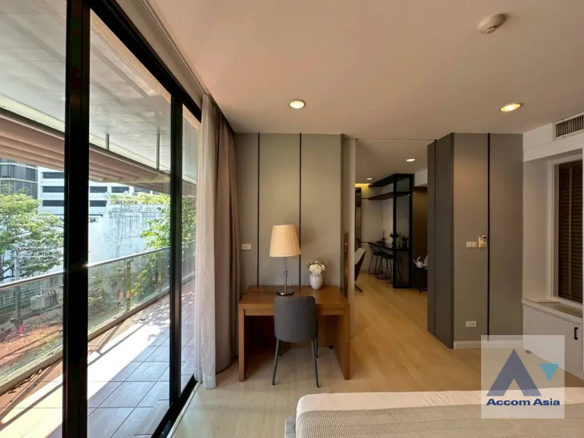 11  1 br Apartment for rent and sale in Ploenchit ,Bangkok BTS Ploenchit at Set on Landscape Court Yard AA30472