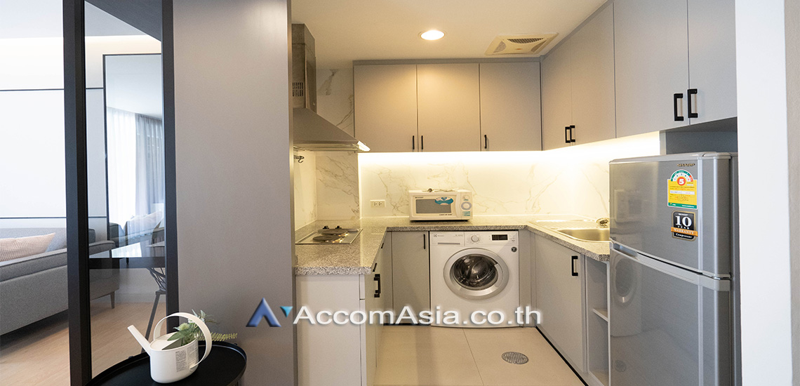  1  1 br Apartment For Rent in Ploenchit ,Bangkok BTS Ploenchit at Set on Landscape Court Yard AA30473