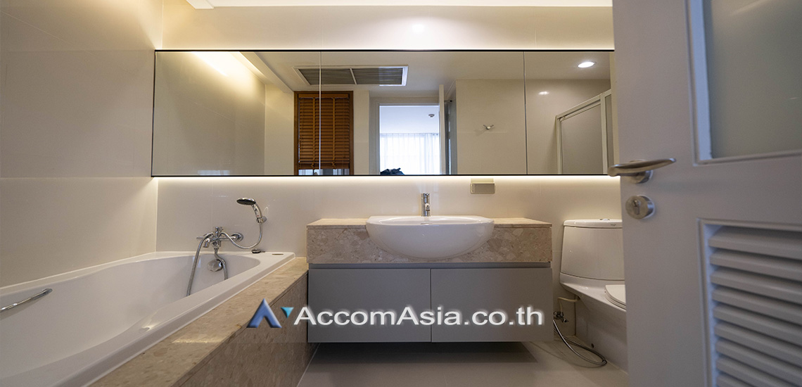 6  1 br Apartment For Rent in Ploenchit ,Bangkok BTS Ploenchit at Set on Landscape Court Yard AA30473