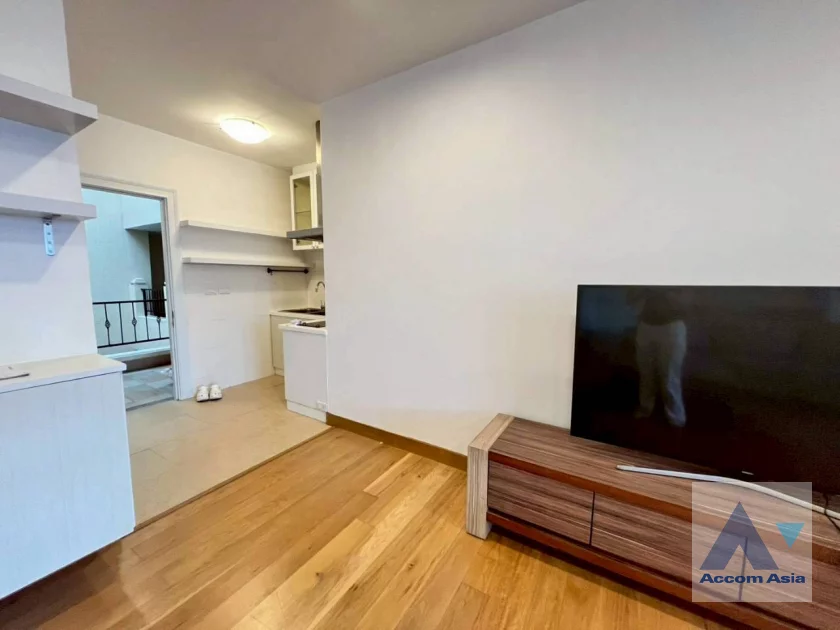 11  2 br Condominium For Rent in Sukhumvit ,Bangkok BTS Ekkamai at Cross Creek AA30480
