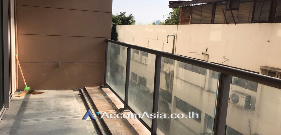 12  2 br Condominium for rent and sale in Sathorn ,Bangkok BRT Thanon Chan at The Lofts Yennakart AA30483