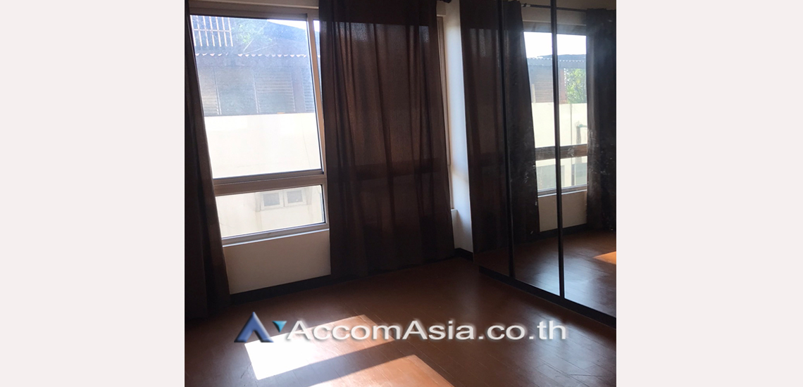 9  2 br Condominium for rent and sale in Sathorn ,Bangkok BRT Thanon Chan at The Lofts Yennakart AA30483
