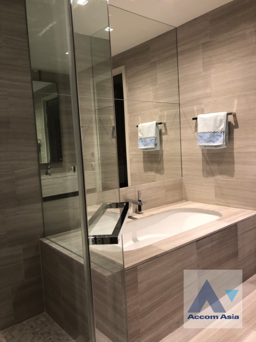 8  1 br Condominium For Rent in Sukhumvit ,Bangkok BTS Phrom Phong at The Diplomat 39 AA30491