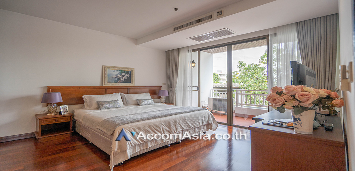 8  2 br Apartment for rent and sale in Sathorn ,Bangkok BRT Thanon Chan at Spacious Residence Situated on Chan Road AA30493