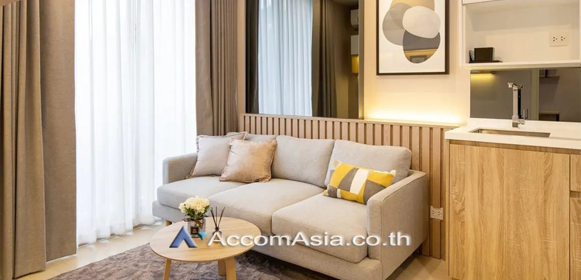 unit 2 Bedrooms  Condominium For Rent in Sukhumvit, Bangkok  near BTS Ekkamai (AA30530)