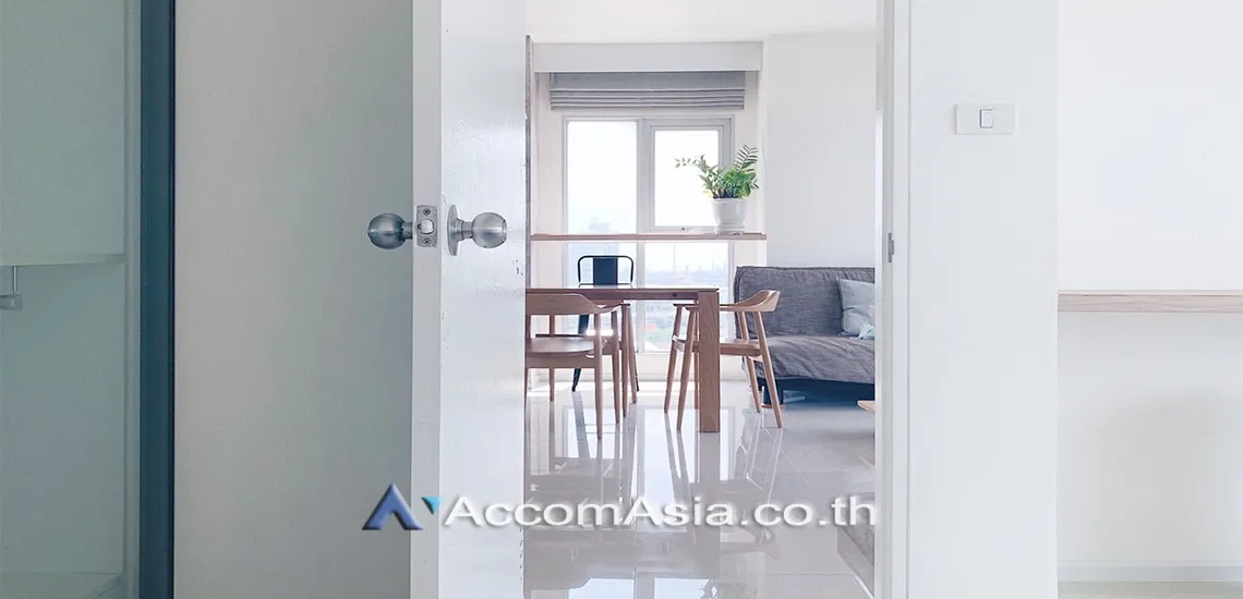 unit 2 Bedrooms  Condominium For Sale in Sukhumvit, Bangkok  near BTS Phra khanong (AA30569)