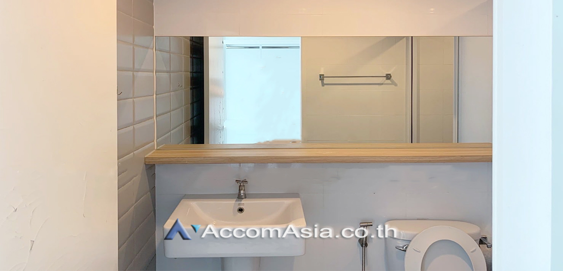 12  2 br Condominium For Sale in Sukhumvit ,Bangkok BTS Phra khanong at Aspire Sukhumvit 48 AA30569