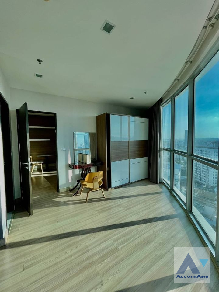 6  1 br Condominium for rent and sale in Sukhumvit ,Bangkok BTS Phra khanong at Sky Walk Condominium AA30574