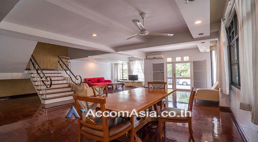  1  3 br Townhouse for rent and sale in Sukhumvit ,Bangkok BTS Phrom Phong at Townhouse in compound AA30582