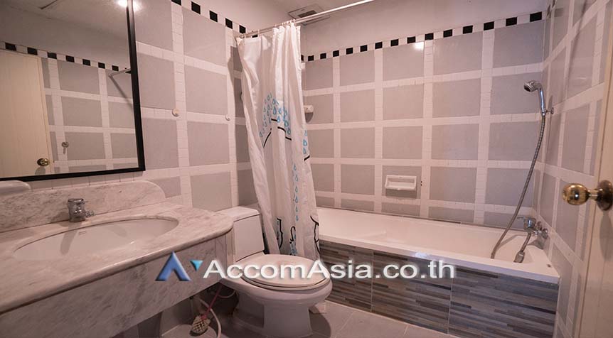 9  3 br Townhouse for rent and sale in Sukhumvit ,Bangkok BTS Phrom Phong at Townhouse in compound AA30582