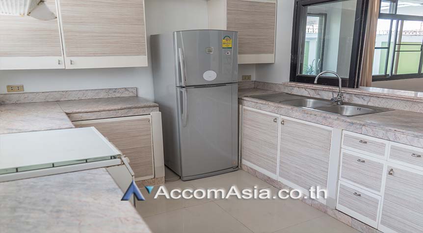 5  3 br Townhouse for rent and sale in Sukhumvit ,Bangkok BTS Phrom Phong at Townhouse in compound AA30583