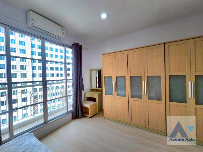 10  3 br Condominium for rent and sale in Sukhumvit ,Bangkok BTS Asok - MRT Sukhumvit at CitiSmart Sukhumvit 18 AA30602