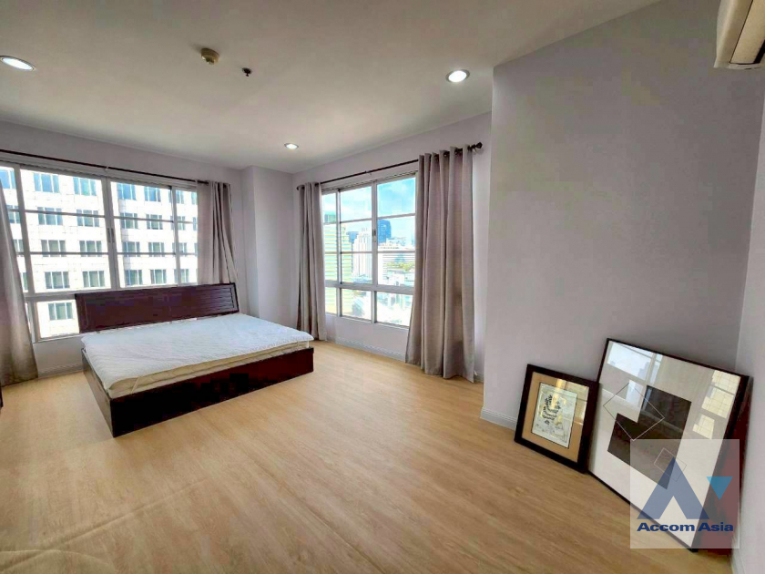 8  3 br Condominium for rent and sale in Sukhumvit ,Bangkok BTS Asok - MRT Sukhumvit at CitiSmart Sukhumvit 18 AA30602
