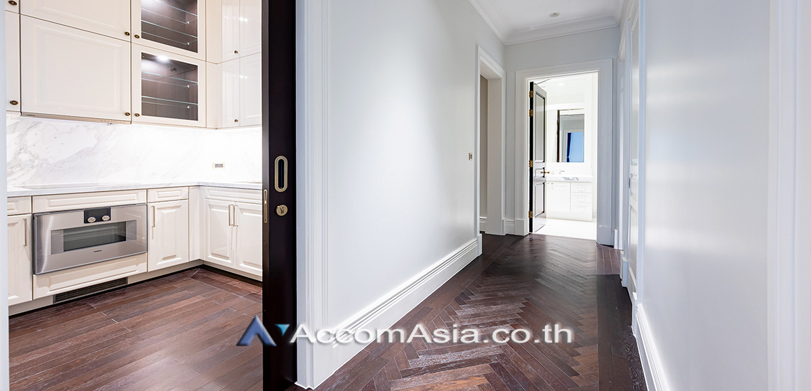 18  2 br Condominium For Rent in Ploenchit ,Bangkok BTS Ploenchit at 98 Wireless AA30616