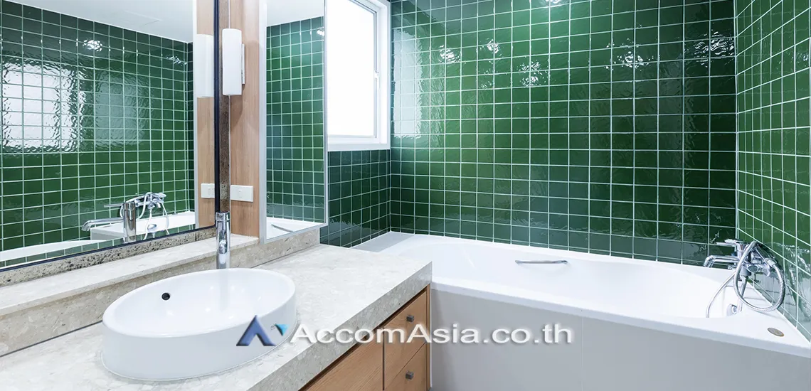 26  3 br Condominium For Rent in Sukhumvit ,Bangkok MRT Sukhumvit - BTS Asok at Baan Siri Sukhumvit 10 AA30619