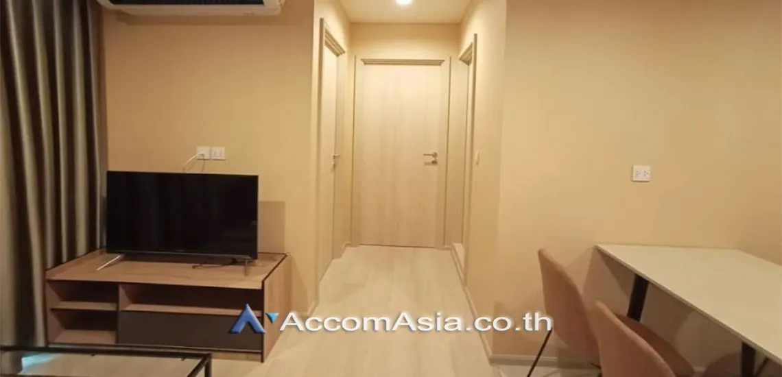 unit 2 Bedrooms  Condominium For Rent in Ploenchit, Bangkok  near BTS Ploenchit (AA30623)