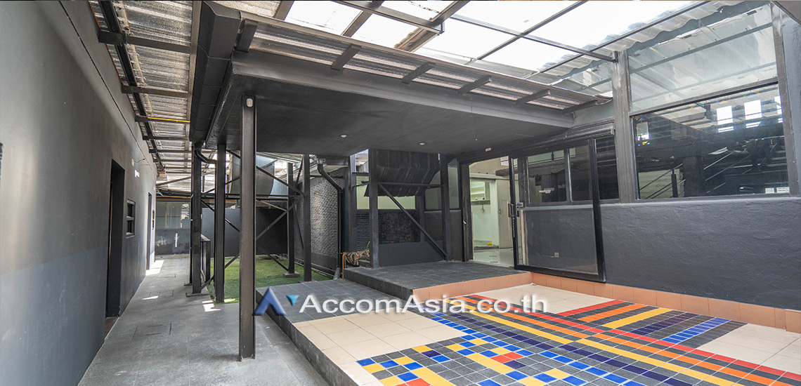 10  4 br House For Sale in Sukhumvit ,Bangkok BTS Phrom Phong AA30634