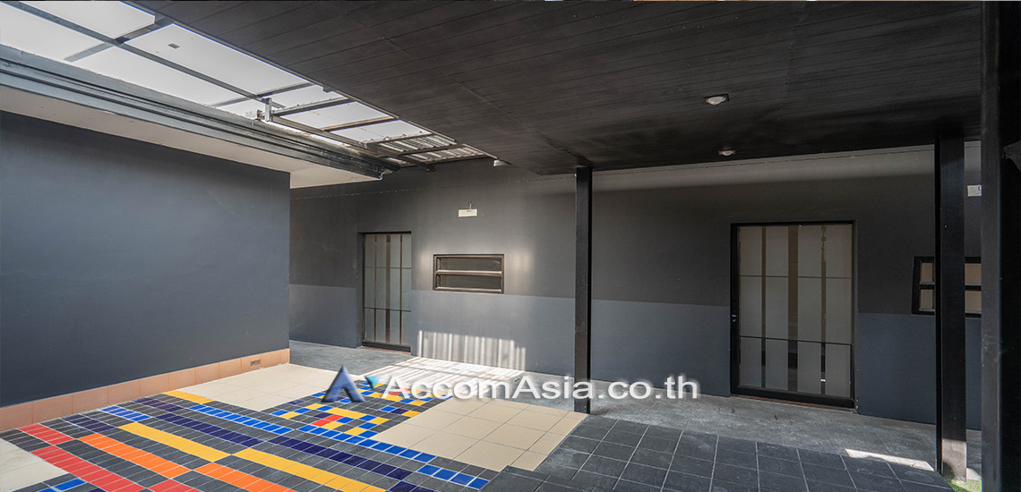 11  4 br House For Sale in Sukhumvit ,Bangkok BTS Phrom Phong AA30634