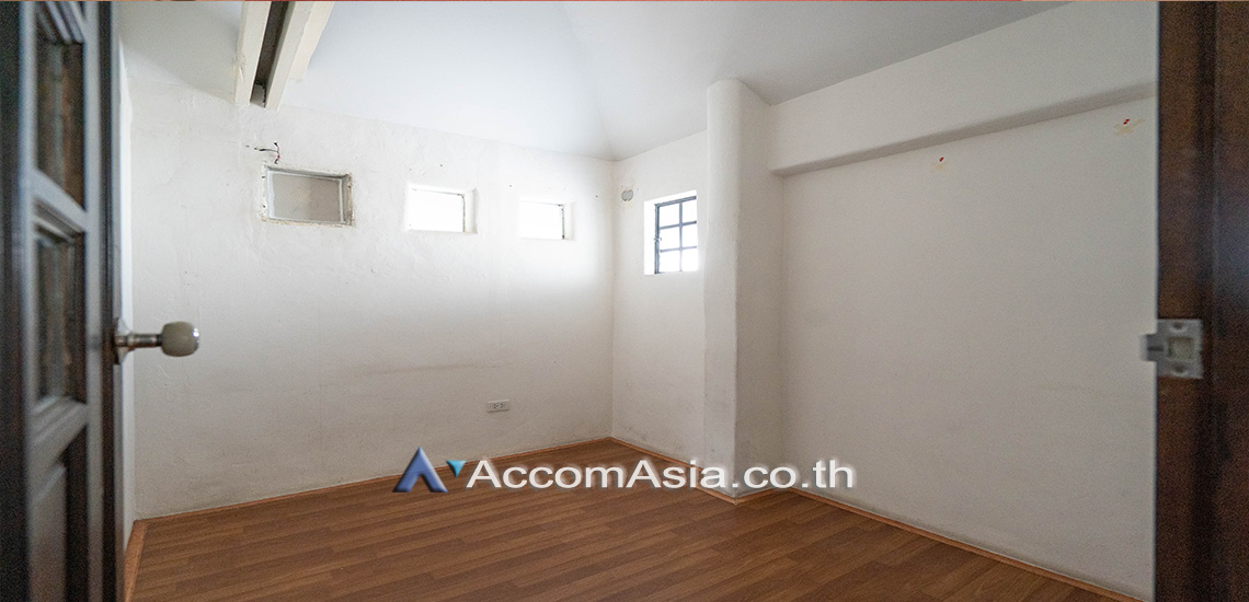 19  4 br House For Sale in Sukhumvit ,Bangkok BTS Phrom Phong AA30634