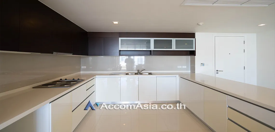 unit 3 Bedrooms  Condominium For Rent & Sale in Sathorn, Bangkok  (AA30651)