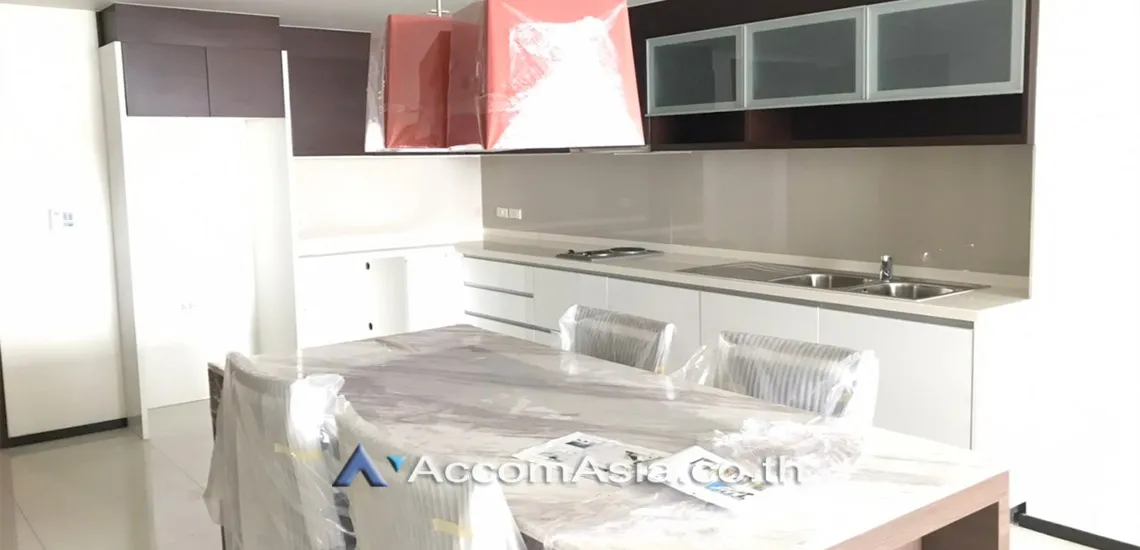  1  2 br Condominium For Rent in Sathorn ,Bangkok  at Sathorn Heritage AA30654