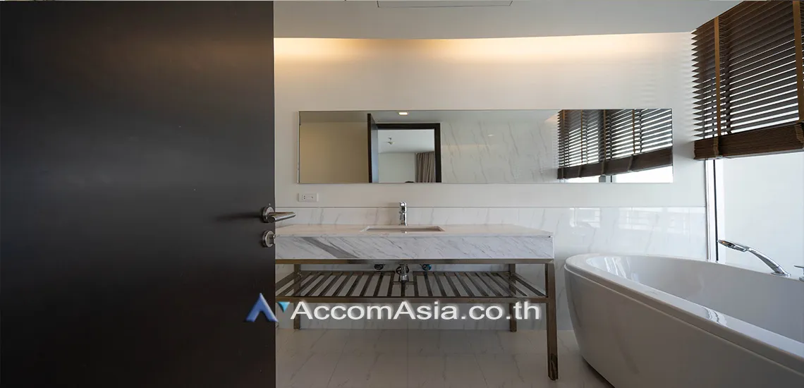 4  2 br Condominium For Rent in Sathorn ,Bangkok  at Sathorn Heritage AA30655