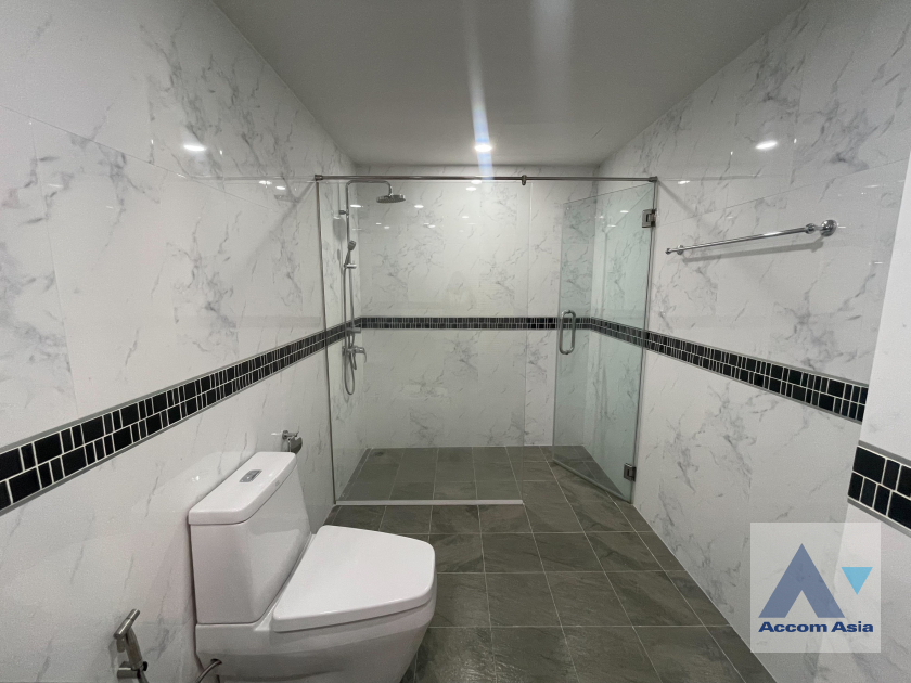 21  3 br Condominium For Rent in Sukhumvit ,Bangkok BTS Phrom Phong at Acadamia Grand Tower AA30663