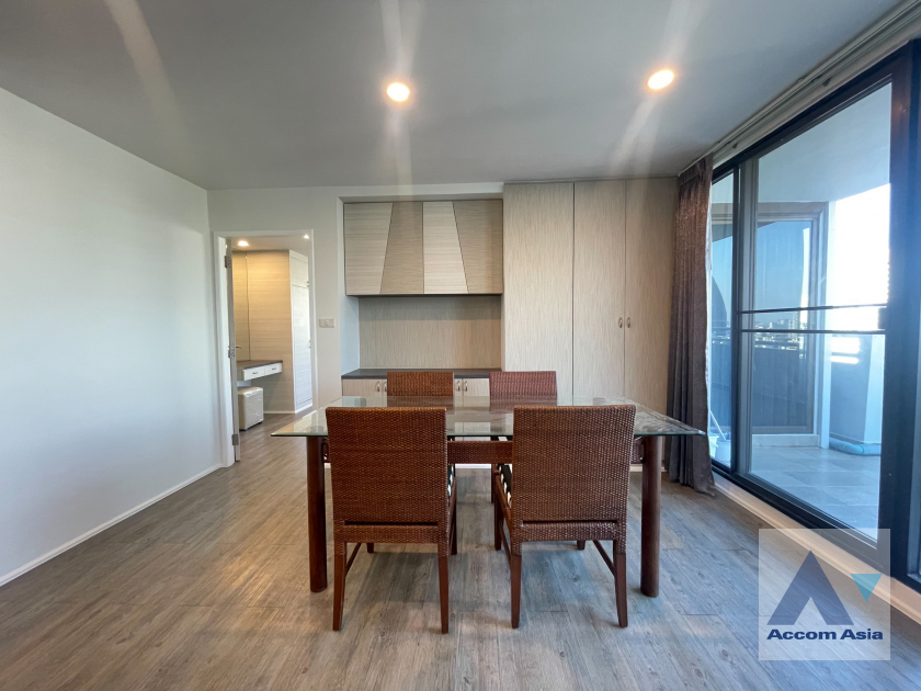 8  3 br Condominium For Rent in Sukhumvit ,Bangkok BTS Phrom Phong at Acadamia Grand Tower AA30663