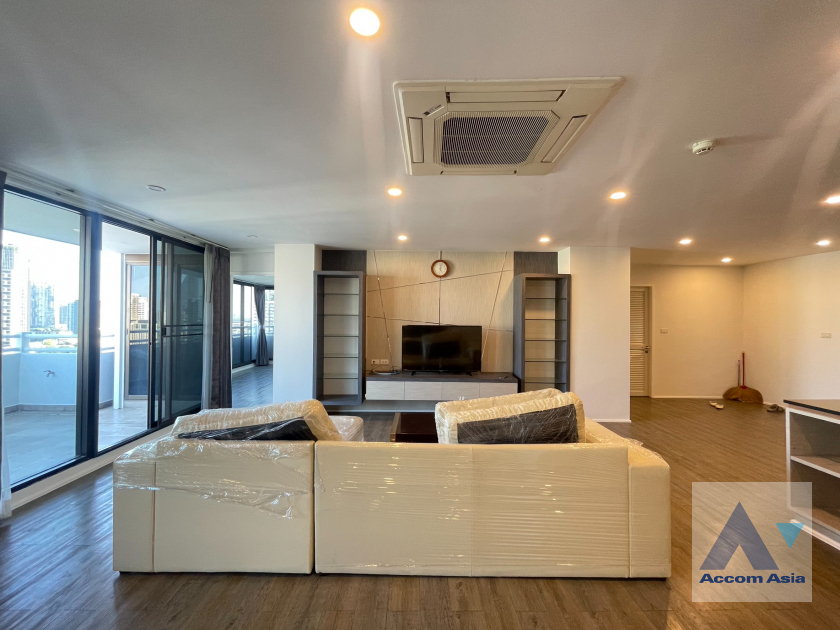  1  3 br Condominium For Rent in Sukhumvit ,Bangkok BTS Phrom Phong at Acadamia Grand Tower AA30663