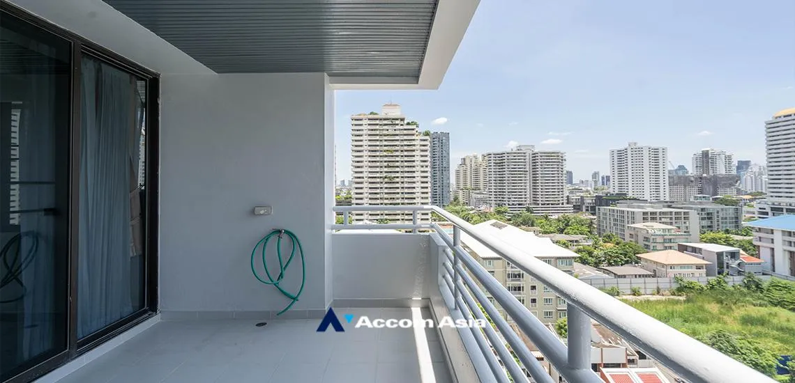 unit 2 Bedrooms  Condominium For Rent in Sukhumvit, Bangkok  near BTS Phrom Phong (AA30667)