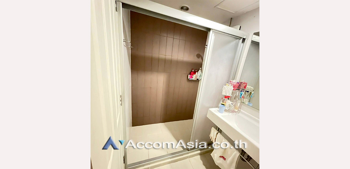 9  2 br Condominium For Sale in Pattanakarn ,Bangkok BTS On Nut at U Delight Onnut Station AA30714