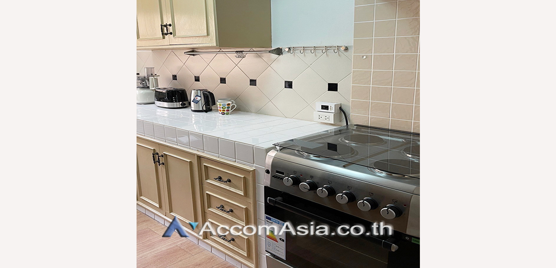 4  3 br Apartment For Rent in Phaholyothin ,Bangkok BTS Ari at Homely atmosphere AA30723
