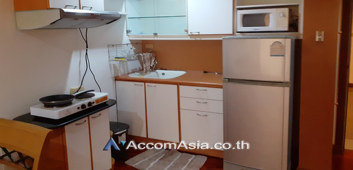  1  1 br Condominium For Rent in Ploenchit ,Bangkok BTS Ratchadamri at Baan Somthavil Ratchadamri AA30731